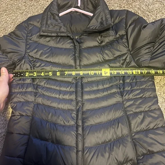 The North Face Aconcagua II Gray Jacket - Picture 8 of 9